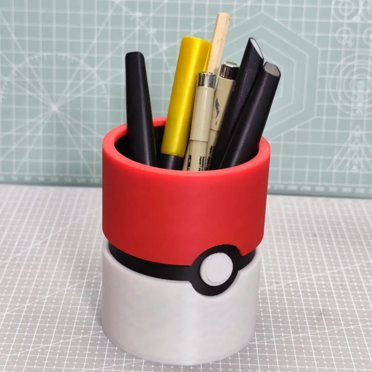 Poké Ball Pen Holder