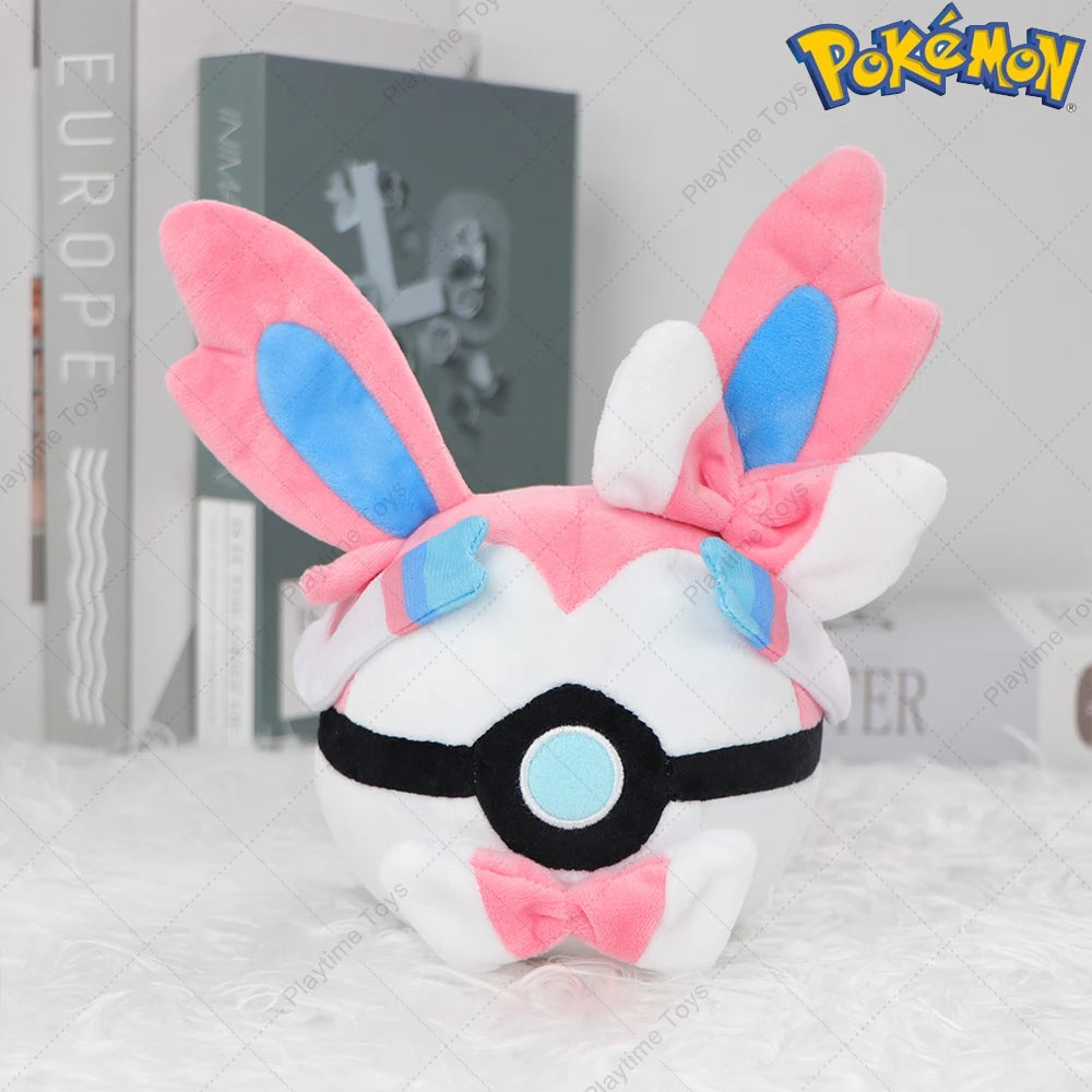 Poké Ball Plush – Sylveon & Friends