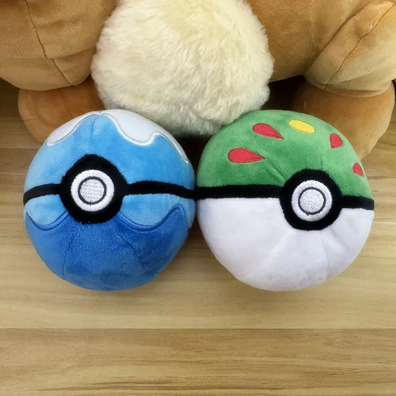 Poké Ball Plush – 12 cm